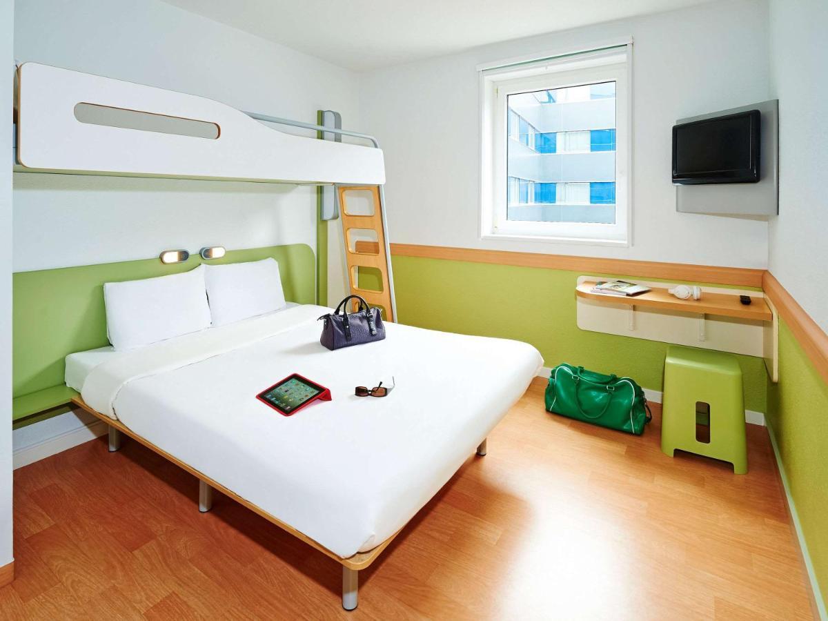 Hotel Ibis Budget Laval Bonchamp Les Laval Ngoại thất bức ảnh