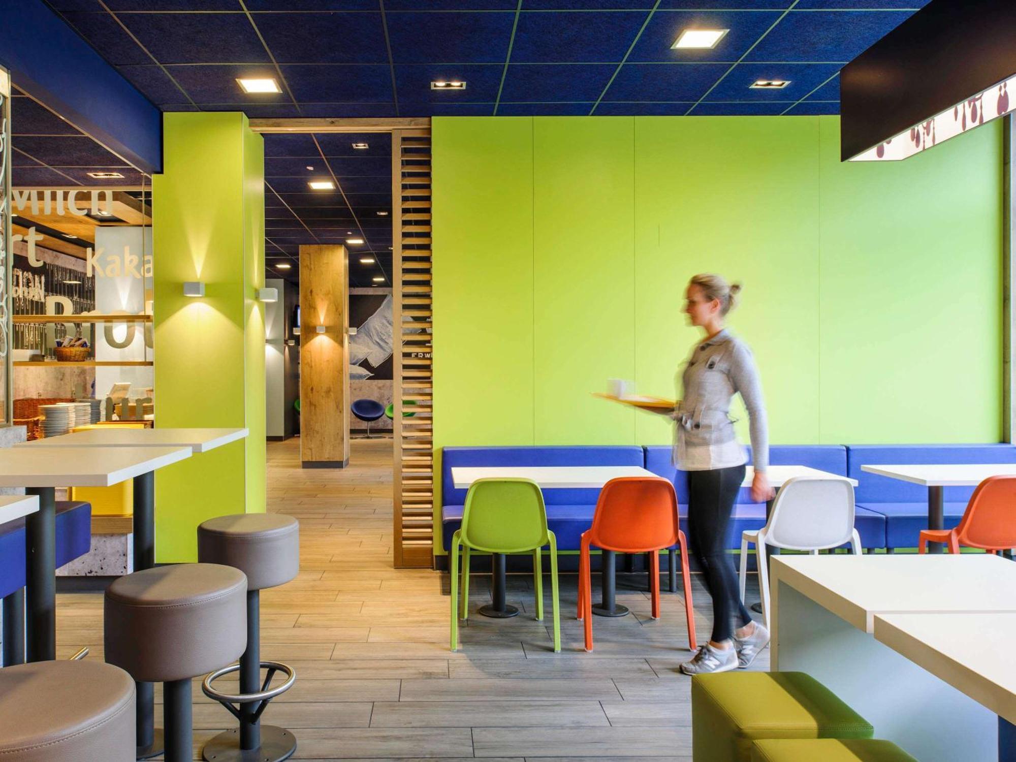 Hotel Ibis Budget Laval Bonchamp Les Laval Ngoại thất bức ảnh