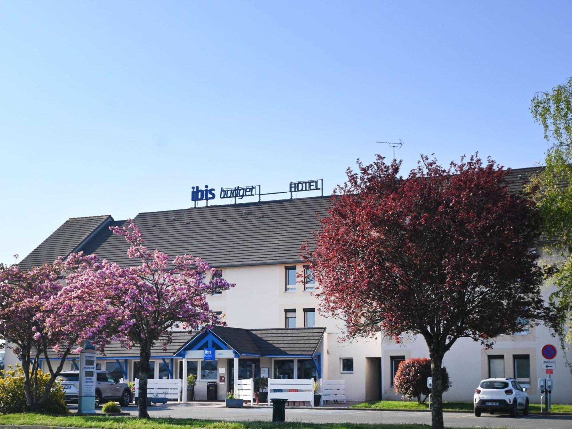 Hotel Ibis Budget Laval Bonchamp Les Laval Ngoại thất bức ảnh